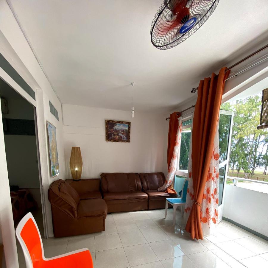 Sea Front 2 Bedrooms Apartment Flic-en-Flacq Exteriér fotografie